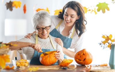 How to Help Seniors Celebrate Halloween Safely