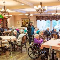 restaurant style dining